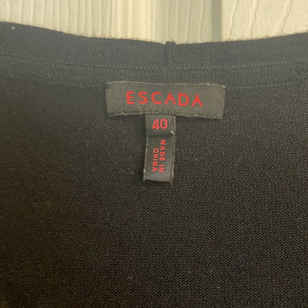 Sweater - Picture 2 of 7